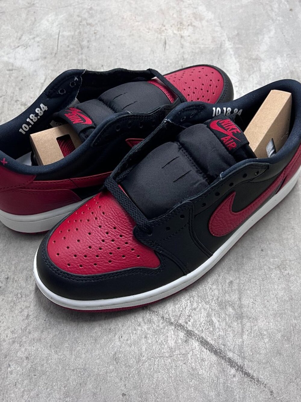 Nike Air Jordan 1 Retro Low OG Banned 2026 IW6276 001 - New